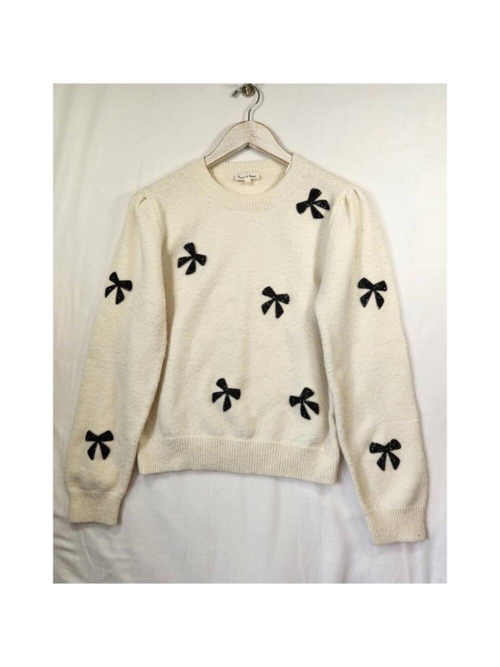Aaron & Amber Cream Bow Sweater Black Glitter Applique Puff Sleeve Medium